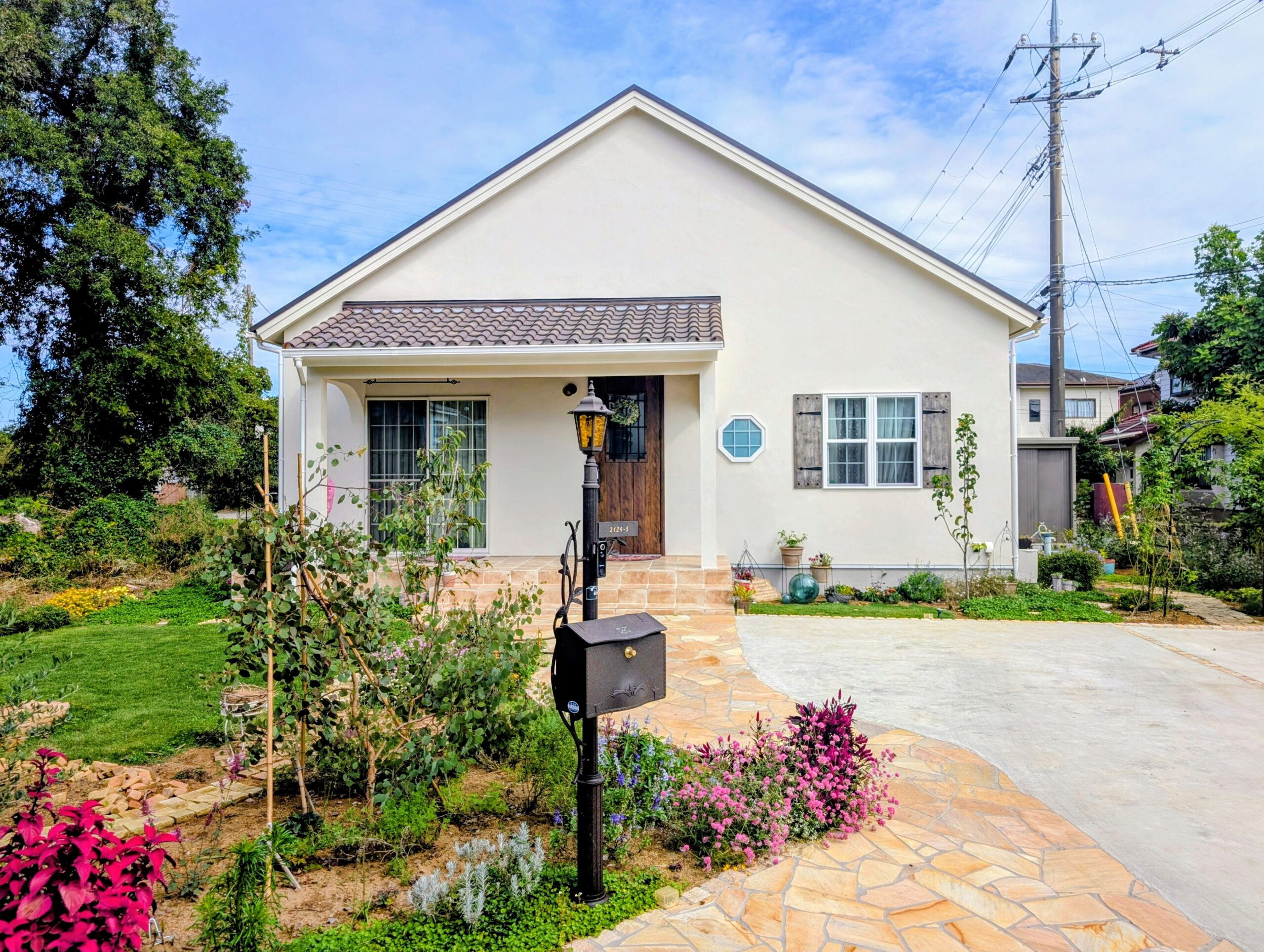 プロヴァンステイスト　平屋スタイル